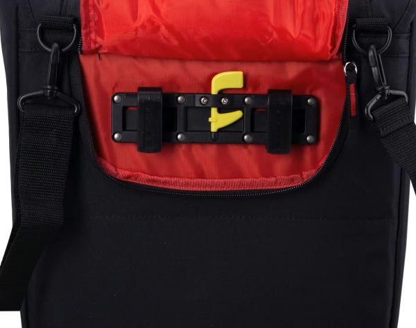 Basil Commutertasche SPORT DESIGN schwarz – Bild 5